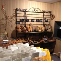 Merlê Brot und Teegenuss