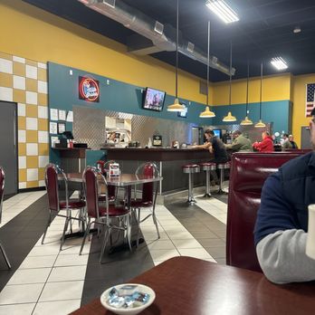 Keystone Grill - Bar area - Breakfast & Brunch Near Me - Colonial Heights, Virginia