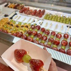 Fresh Fruit Candy - Yummmmm ($7 for small & $12 for large) (small pictured)