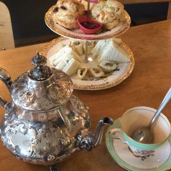 La Brume dans mes Lunettes - High tea time!! - Cafes Near Me - Montreal, Quebec La Brume dans mes Lunettes - High tea time!! - Cafes Near Me - Montreal, Quebec