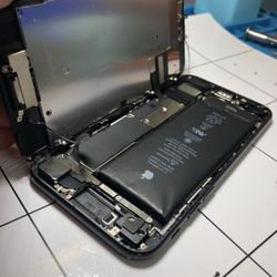 Phone Fix - Battery not holding a charge?  We can replace the battery in under 15 minutes.
