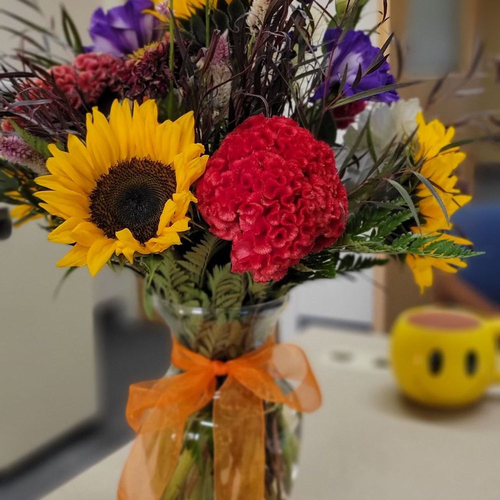 Blythe Flowers - Fall arrangement - Florists Near Me - Ottawa, Illinois