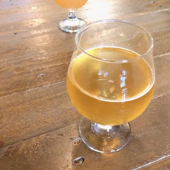 Fieldwork - Favorite Melodies pour. So good. - Breweries Near Me - Sacramento, California Fieldwork - Favorite Melodies pour. So good. - Breweries Near Me - Sacramento, California