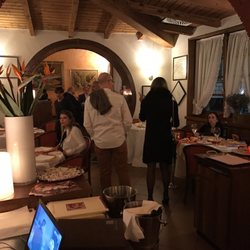 Emilia e Carlo - Charming delicious reasonable restaurant in the heart of Milan