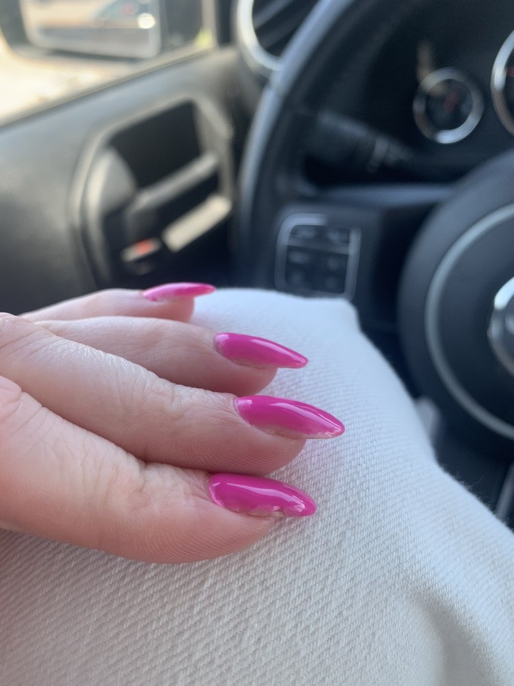 LE’S NAILS Updated September 2024 13 Photos 97 N Kingshighway