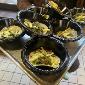 Eat Seattle Tours - Al Pastor Tacos - Food Tours Near Me - Seattle, Washington Eat Seattle Tours - Al Pastor Tacos - Food Tours Near Me - Seattle, Washington