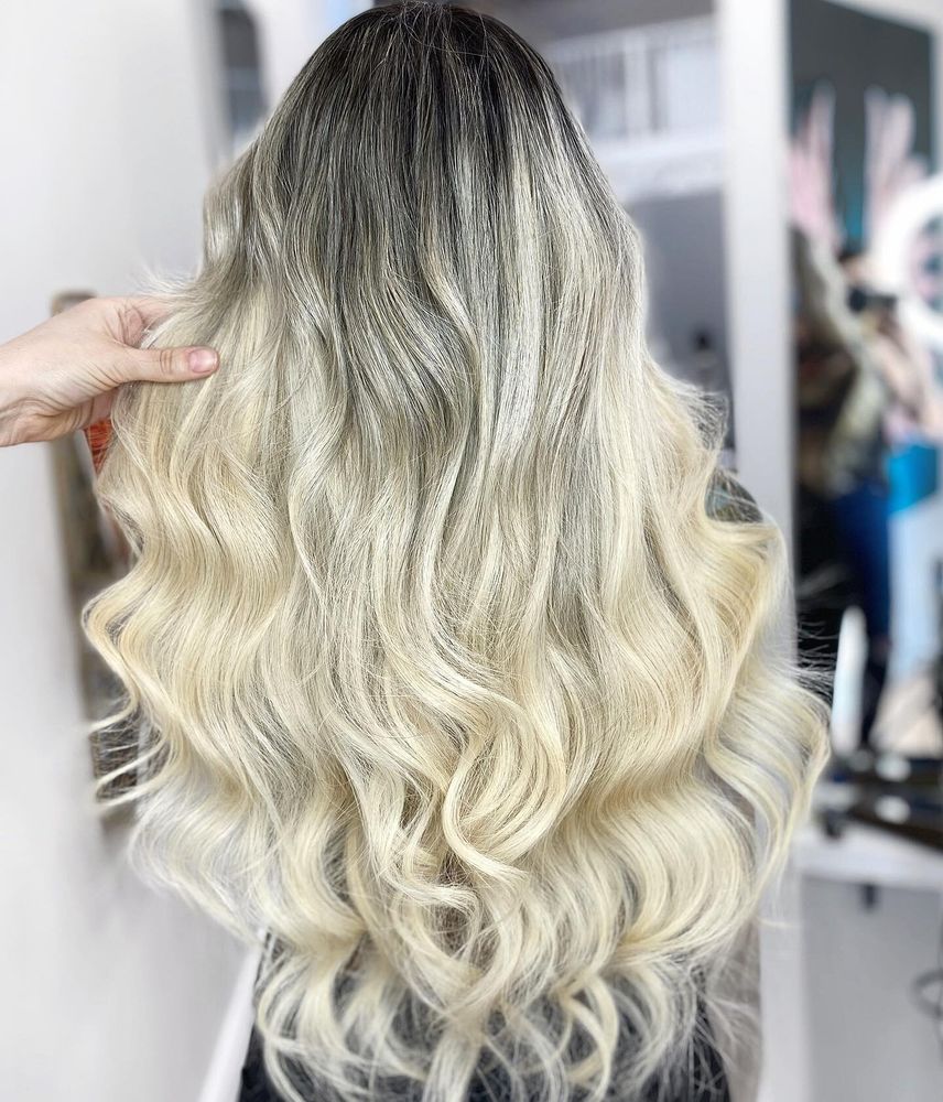 Glamour Luxe Extensions Logo