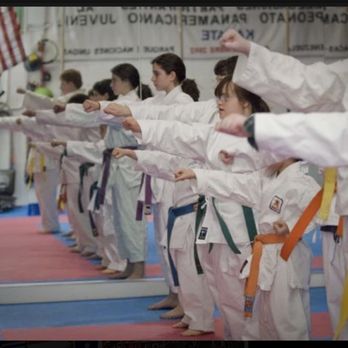 North Shore Dojo - Karate Near Me - Glenview, Illinois North Shore Dojo - Karate Near Me - Glenview, Illinois