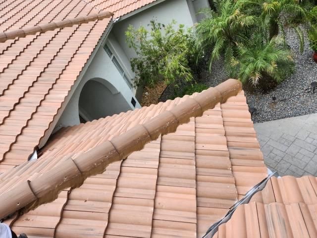 Slide of Valor Roofing