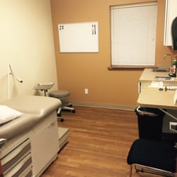 Alliance Women's Health - Exam room