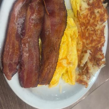 Sunny Street Cafe - Egg bacon and hashbrowns - Breakfast & Brunch Near Me - Dublin, Ohio