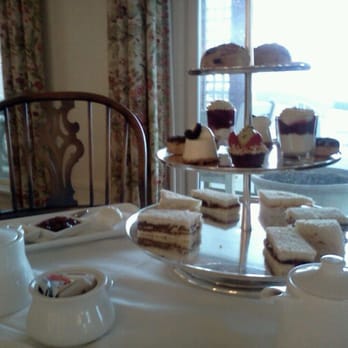 Chatham Bars Inn - Teatime @ Chatham Bars Inn - Hotels Near Me - Chatham, Massachusetts Chatham Bars Inn - Teatime @ Chatham Bars Inn - Hotels Near Me - Chatham, Massachusetts