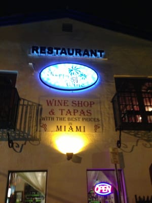 Happy Wine Calle Ocho by null