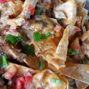 Lazy Dog Johnstown - Pulled chicken nachos - American Near Me - Johnstown, Colorado Lazy Dog Johnstown - Pulled chicken nachos - American Near Me - Johnstown, Colorado