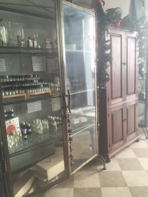 Marisel Herbal Bath & Body by null