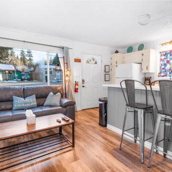 Savvy Bears - AeroBear Den. Dog friendly - Vacation Rentals Near Me Savvy Bears - AeroBear Den. Dog friendly - Vacation Rentals Near Me