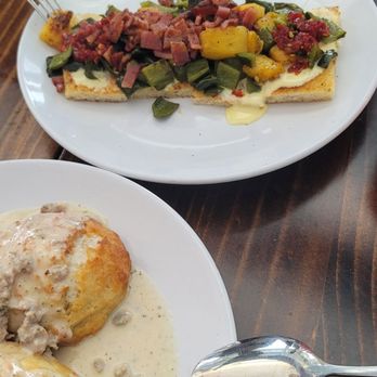 Full Belly - Bruschetta was tasty and the corn pudding/cornbread was gorgeous - Breakfast & Brunch Near Me - San Antonio, Texas