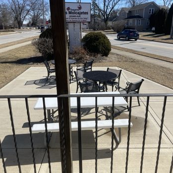 Taquizas Los Molcajetes - Outdoor seating - Mexican Near Me - Lockport, Illinois