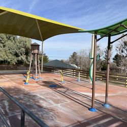 Pearblossom Park - Kids water park , very spacious and well kept , ignore the water stains on the concrete