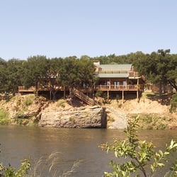 Dale River Ranch - The lodge overlooks the Brazos River.