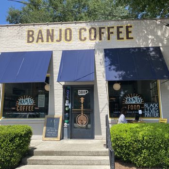 Banjo Coffee - Entrance - Coffee & Tea Near Me - Avondale Estates, Georgia