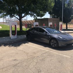 Tesla Supercharger Blanding