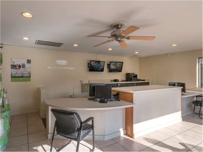 EXTRA SPACE STORAGE Updated September 2024 20 Photos & 24 Reviews