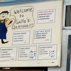 Galle's Seafood - Menu boards