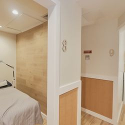 Health Key - Massage therapy room of Wellington Physical Therapy Clinic