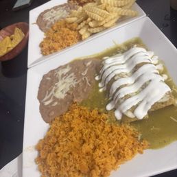 Green chile enchilada plate / Pollo Asado plate . Green chile enchilada plate / Pollo Asado plate .