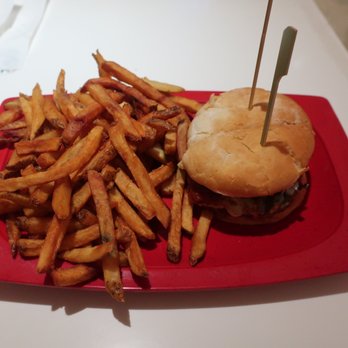 Flipt - 1/2 lb pizza burger, fries, 20 oz beverage - $15. - Burgers Near Me - Des Plaines, Illinois