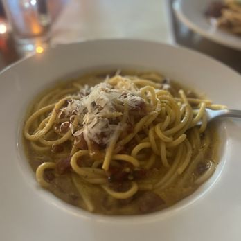 Carte Blanche - Traditional Carbonara - French Near Me - Hamburg, New York