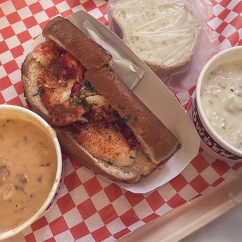 Pike Place Chowder - Smoked Salmon Chowder, Connecticut-Style Lobster Roll - Served Warm, New England Clam Chowder @cl2foodies on ig~ - Seafood Near Me - Seattle, Washington Pike Place Chowder - Smoked Salmon Chowder, Connecticut-Style Lobster Roll - Served Warm, New England Clam Chowder @cl2foodies on ig~ - Seafood Near Me - Seattle, Washington