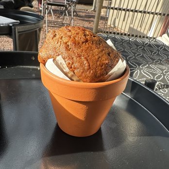 Blossom Cafe - Blossom muffin - Coffee & Tea Near Me - Skippack, Pennsylvania