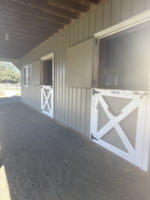 Rainbow Therapeutic Riding center