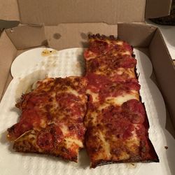 Duncan City Pizza - Pepperoni + cheese