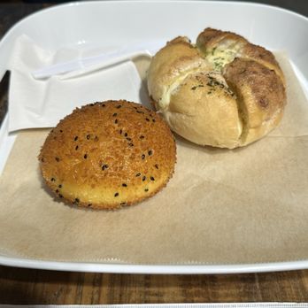 Tous Les Jours - Garlic Cream Cheese Bread & curry bread both delicious! - Bakeries Near Me - Seattle, Washington