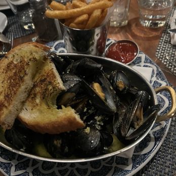 Bandol - Moules Et Frites (mussels with fries) - French Near Me - Chicago, Illinois Bandol - Moules Et Frites (mussels with fries) - French Near Me - Chicago, Illinois
