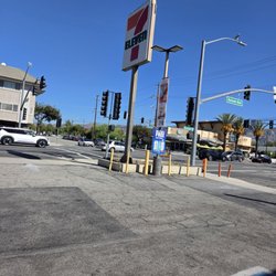 7-Eleven - The sign outside