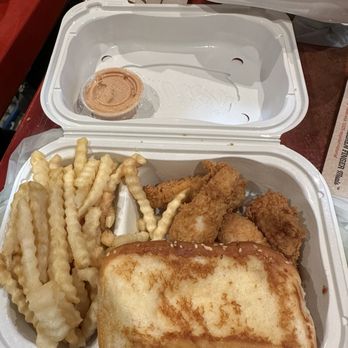Raising Cane's Chicken Fingers - Fast Food Near Me - Boston, Massachusetts Raising Cane's Chicken Fingers - Fast Food Near Me - Boston, Massachusetts