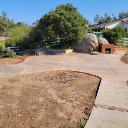Beautiful custom color patio. Stamped border in Alpine California. Valley Concrete Specialist. Beautiful custom color patio. Stamped border in Alpine California. Valley Concrete Specialist.