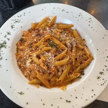 Luna Trattoria - Penne alla vodka - Italian Near Me - Mendocino, California Luna Trattoria - Penne alla vodka - Italian Near Me - Mendocino, California