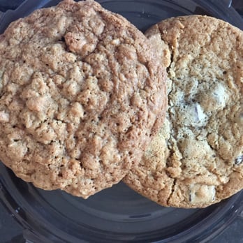 Flying Monkey Bakery - Soft and chewy peach ginger oatmeal & chocolate chip cookies - Bakeries Near Me - Philadelphia, Pennsylvania Flying Monkey Bakery - Soft and chewy peach ginger oatmeal & chocolate chip cookies - Bakeries Near Me - Philadelphia, Pennsylvania