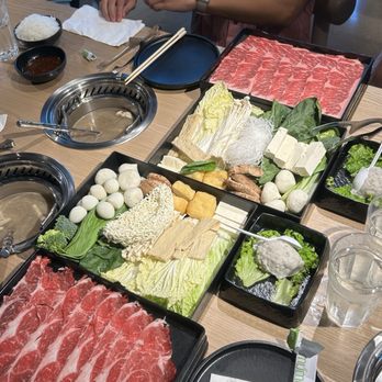 Mumu Hot Pot - The Classic - Hot Pot Near Me - Sunnyvale, California