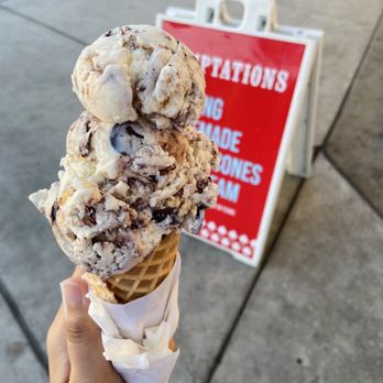 Temptations Ice Cream - Small waffle cone with Moose Tracks ice cream - Ice Cream & Frozen Yogurt Near Me - Grand Haven, Michigan Temptations Ice Cream - Small waffle cone with Moose Tracks ice cream - Ice Cream & Frozen Yogurt Near Me - Grand Haven, Michigan