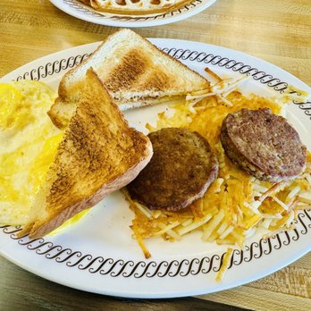 Waffle House - Breakfast plate - Breakfast & Brunch Near Me - Nashville, Tennessee Waffle House - Breakfast plate - Breakfast & Brunch Near Me - Nashville, Tennessee