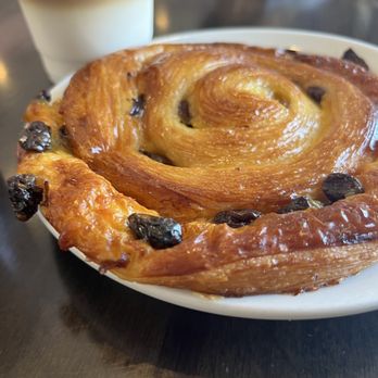 Versailles Cafe and Pastries - Pain Aux Raisins! So big and warm, flaky, delicious. - Patisserie/Cake Shop Near Me - Encinitas, California Versailles Cafe and Pastries - Pain Aux Raisins! So big and warm, flaky, delicious. - Patisserie/Cake Shop Near Me - Encinitas, California