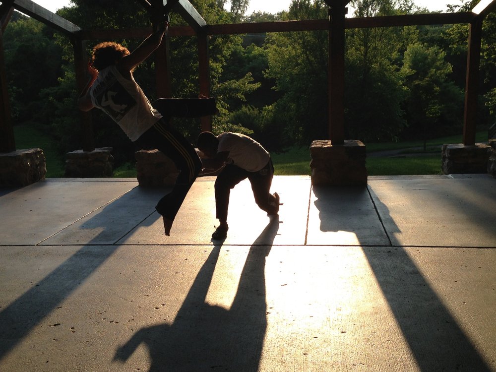 Abada Capoeira Dc Logo