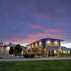 Best Western Plus Mid Nebraska Inn & Suites - Exterior