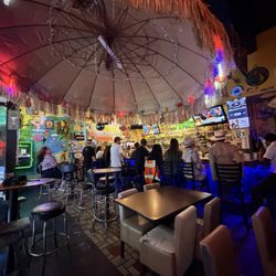 Sunny's Bar